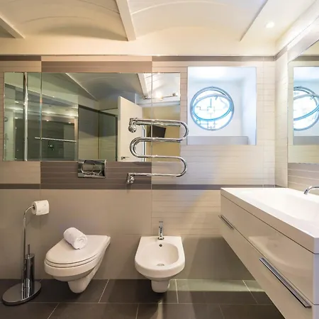 Appartement Blu Breeze On Seafront With Parking By Napoliapartments *