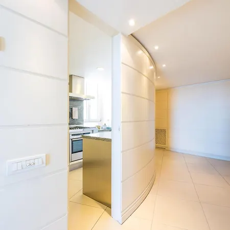 Blu Breeze On Seafront With Parking By Napoliapartments Naples