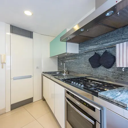 Appartement Blu Breeze On Seafront With Parking By Napoliapartments