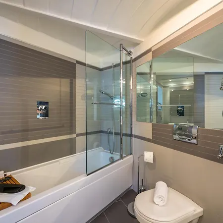 Appartement Blu Breeze On Seafront With Parking By Napoliapartments *