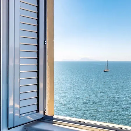 Blu Breeze On Seafront With Parking By Napoliapartments Appartement *