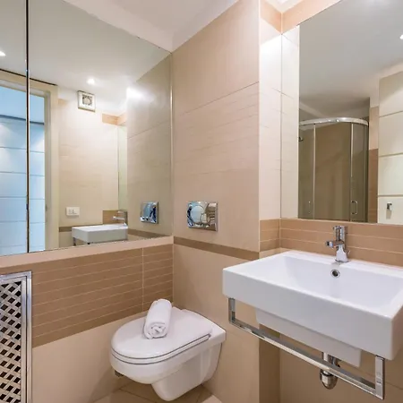 Blu Breeze On Seafront With Parking By Napoliapartments 아파트 *